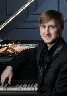 Dmitry Masleev, piano