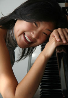 Liza Chung, pianiste