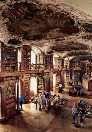 10 magnifiques bibliothèques anciennes dans le monde