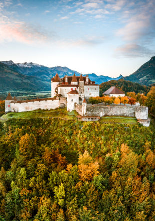 Château De Gruyeres_Vue Ext_AUTOMNE