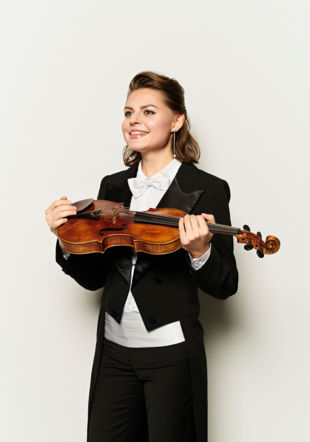 Diana Pasko, violon