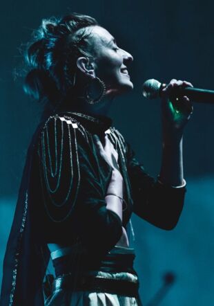 Ayla Nereo en concert live Ayla Nereo
