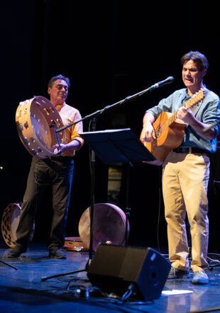 Tu comu stai? Sicilian chants — Trio Trinacria