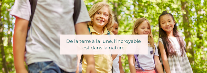 Groupe de jeunes dans la nature Groupe de jeunes dans la nature